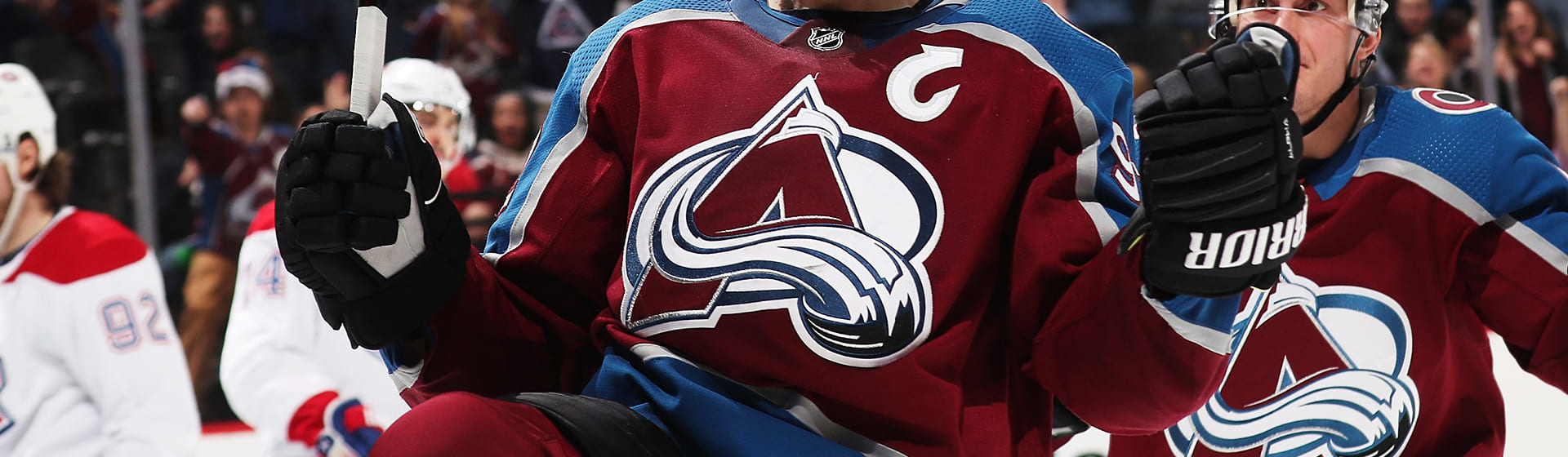 Colorado Avalanche - Мерч и одежда с атрибутикой