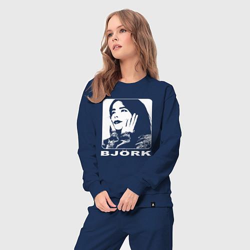 Женские костюмы Bjork