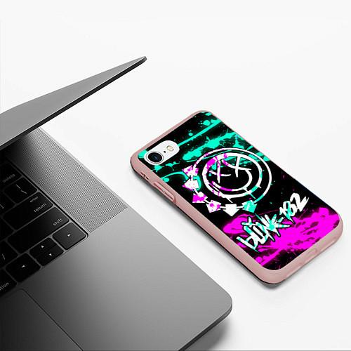 Чехлы для iPhone 8 Blink-182