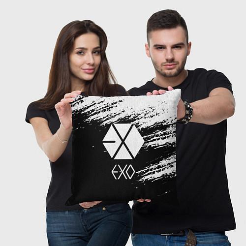 Декоративные подушки EXO