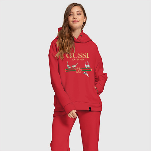 Женские костюмы Gucci Gussi