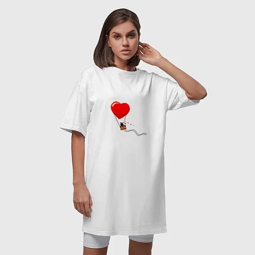 Женские футболки с сердцами