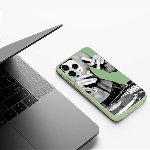 Чехлы iPhone 11 series для каратэ