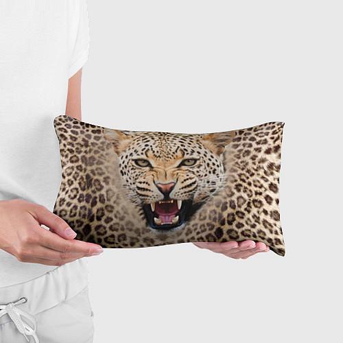 Декоративные подушки с леопардами
