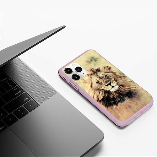 Чехлы iPhone 11 series со львами