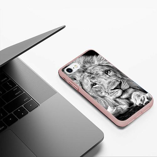 Чехлы для iPhone 8 со львами