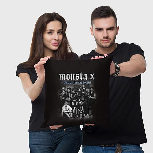 Декоративные подушки Monsta X