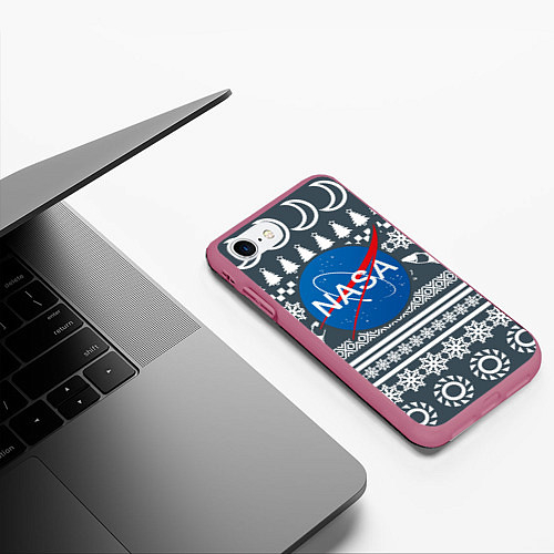 Чехлы для iPhone 8 NASA