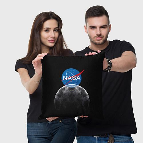 Декоративные подушки NASA