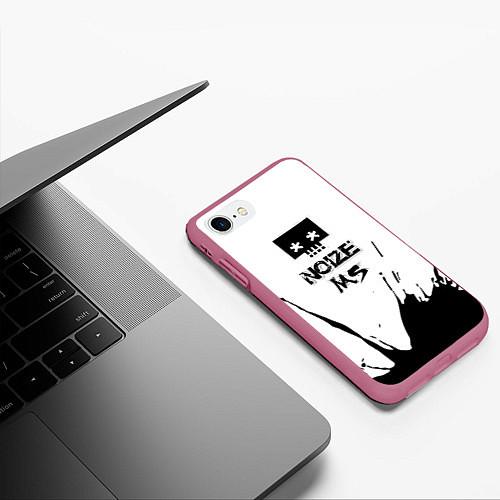 Чехлы для iPhone 8 Noize MC