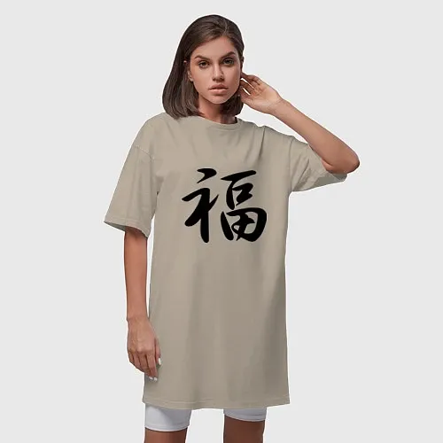 Женские длинные футболки с символикой