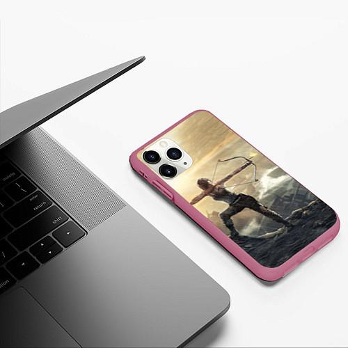 Чехлы iPhone 11 series Tomb Raider